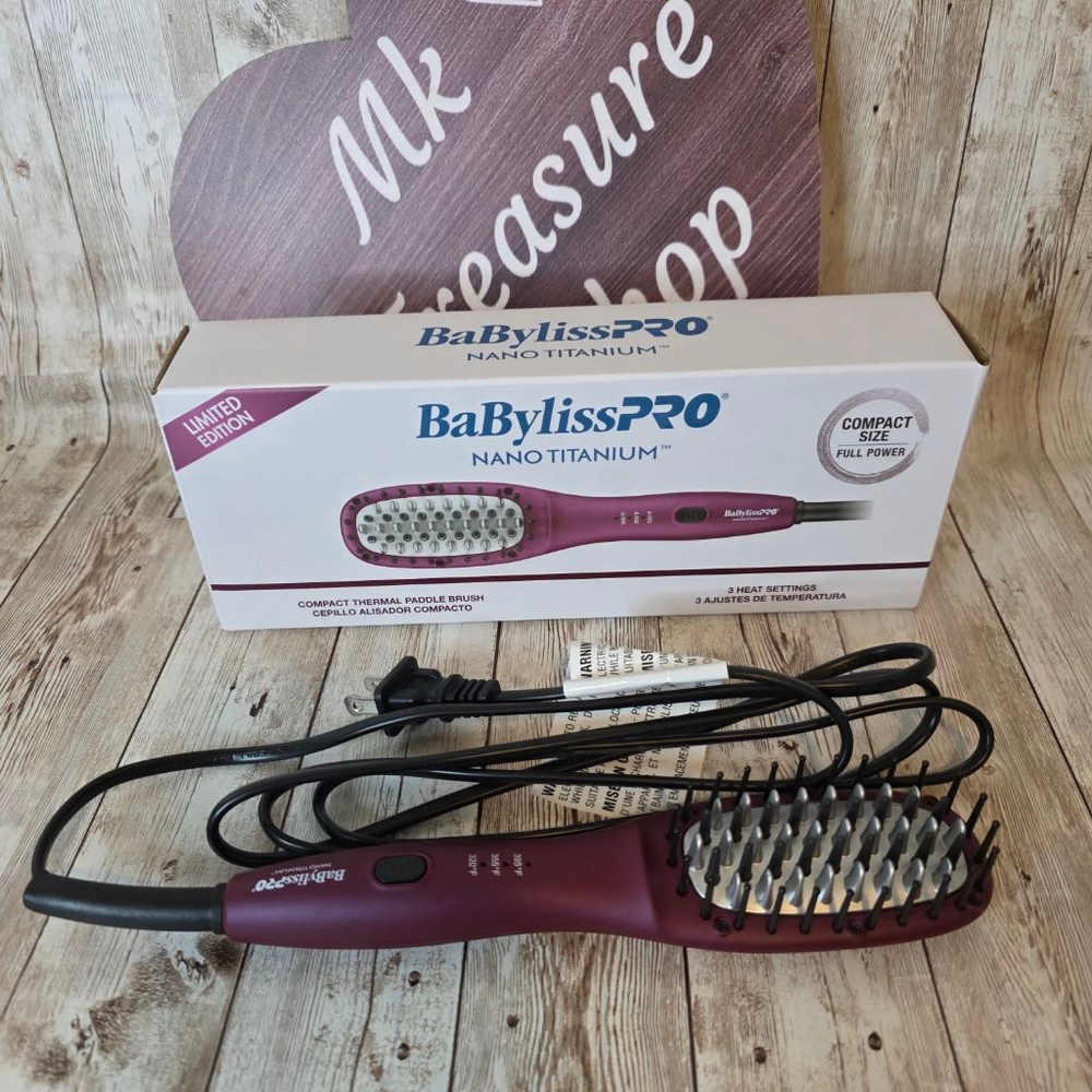 Women's BaBylissPRO Nano Titanium Thermal Paddle Brush travel size